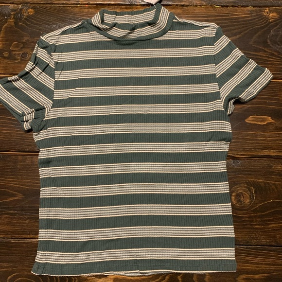American Eagle Outfitters Tops - American Eagle Mock Neck Top
